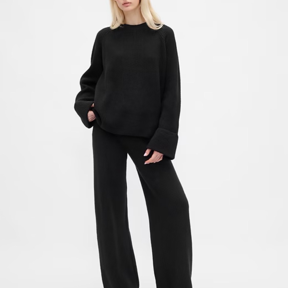 GAP Women's Black Wide Leg Pants